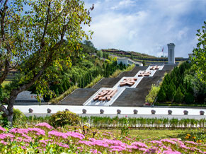 天寿陵园:京郊山水间的静谧福地
