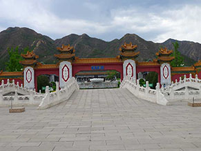 天寿陵园2025年价格解析